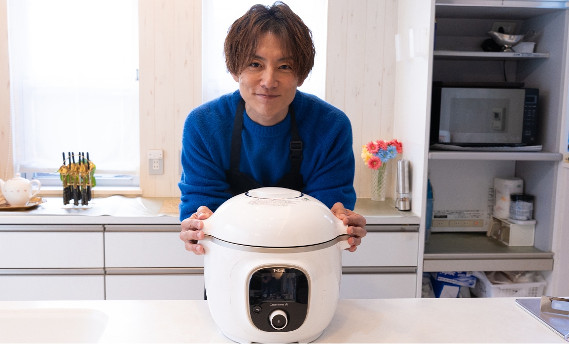 クックフォーミー6Lと杉浦太陽さんの画像