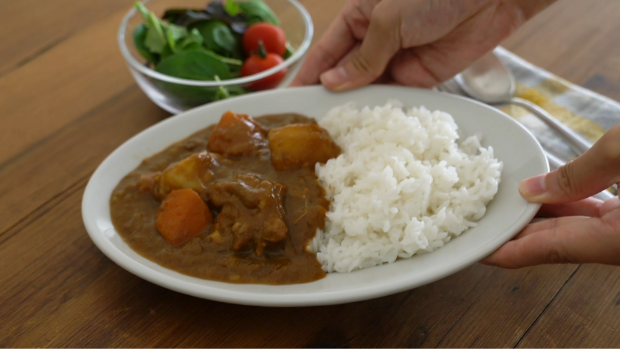 完成したカレーライスの写真